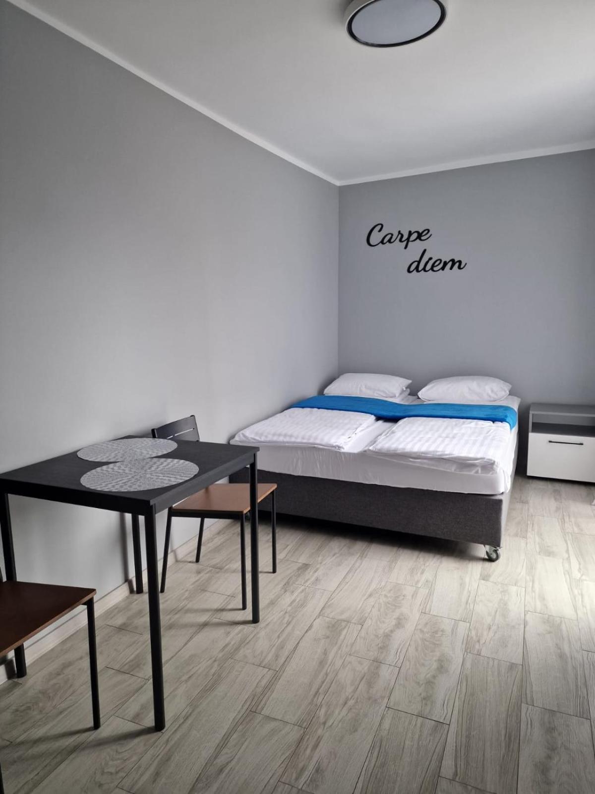 Carpe Diem Pokoje Goscinne Łeba Habitación foto